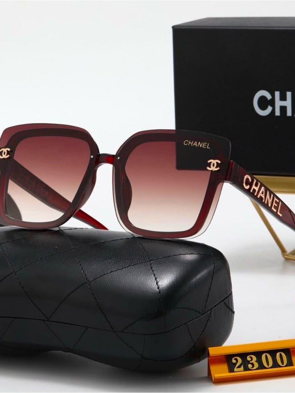 Cute Square Sunglasses with Gold Accents